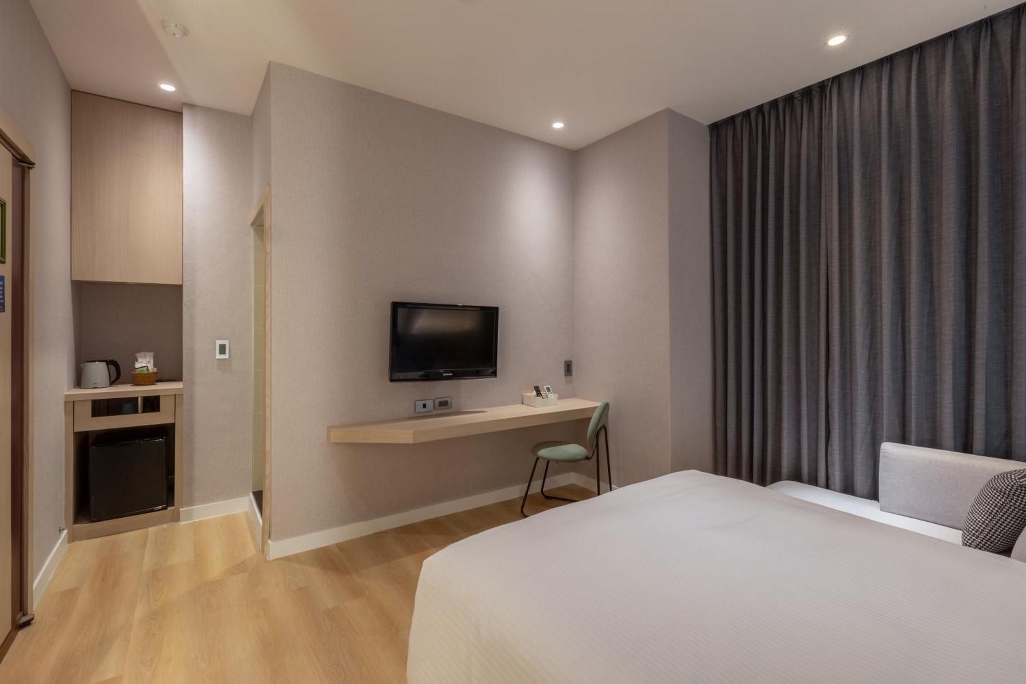 Fu Hsiang Hotel Yilan Habitación foto